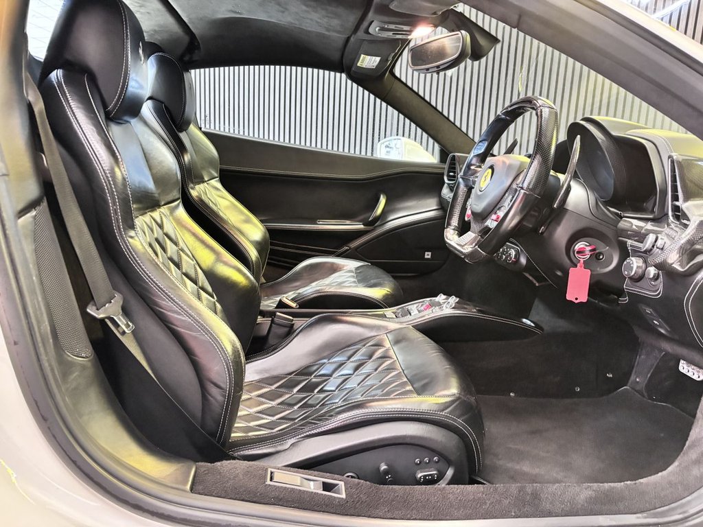 Used Ferrari 458 2012 for sale - 77208356: Photo 12