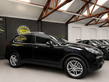 Used Porsche Cayenne 2016 for sale - 79146993: Photo