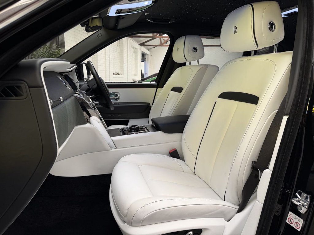 Used Rolls-Royce Cullinan 2021 for sale - 78172341: Photo 11