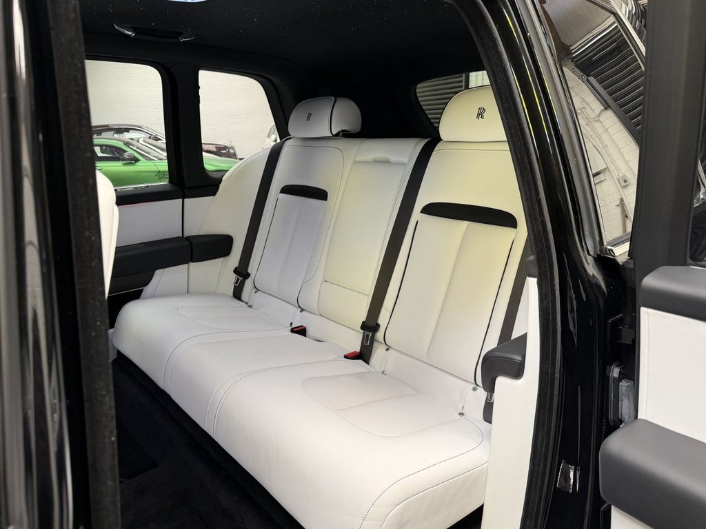 Used Rolls-Royce Cullinan 2021 for sale - 78172341: Photo 13