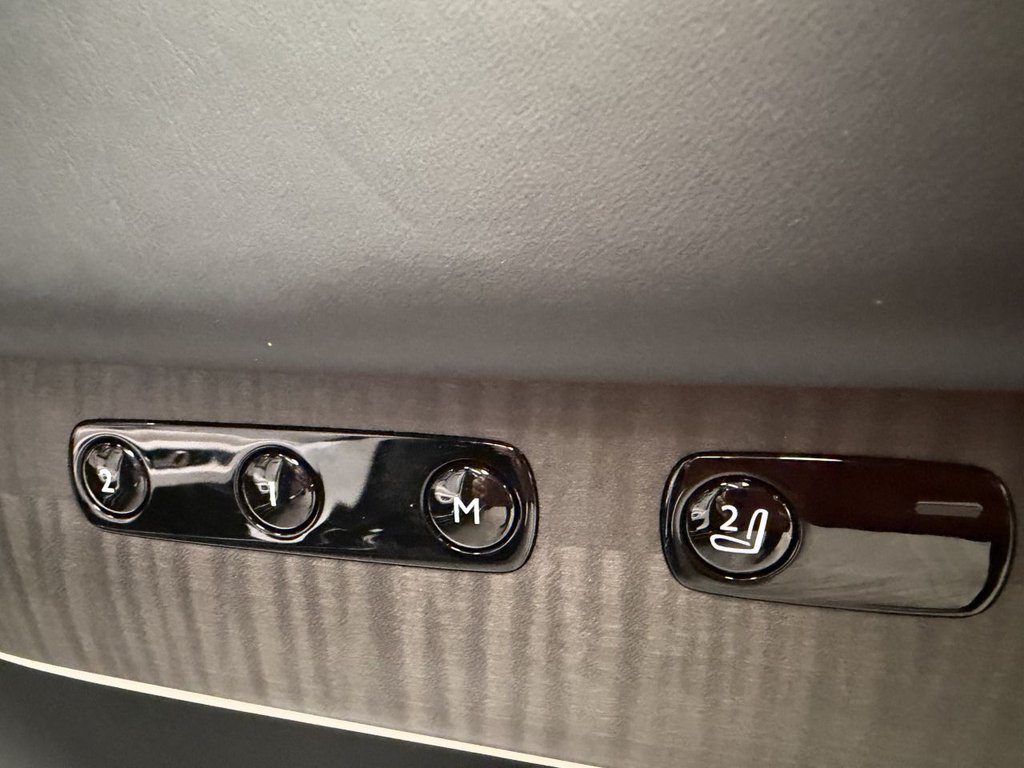 Used Rolls-Royce Cullinan 2021 for sale - 78172341: Photo 24