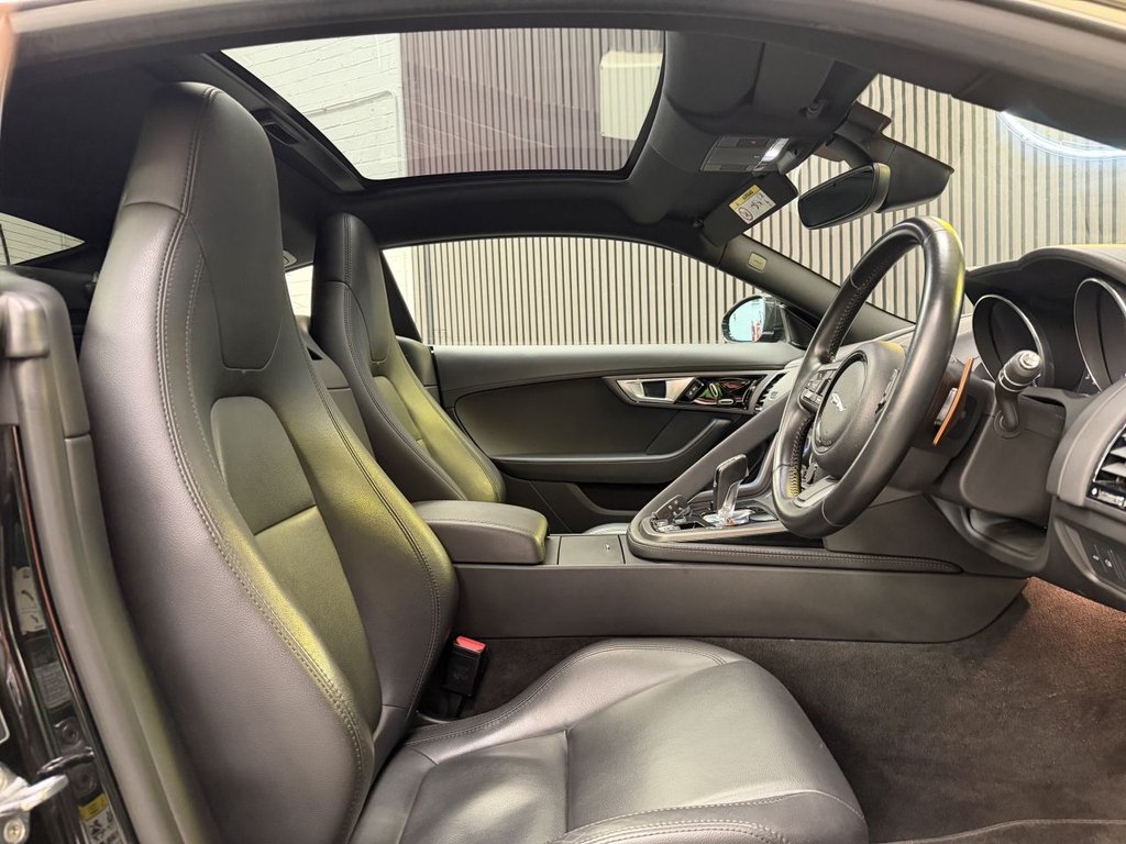 Used Jaguar F-Type 2016 for sale - 78030718: Photo 10