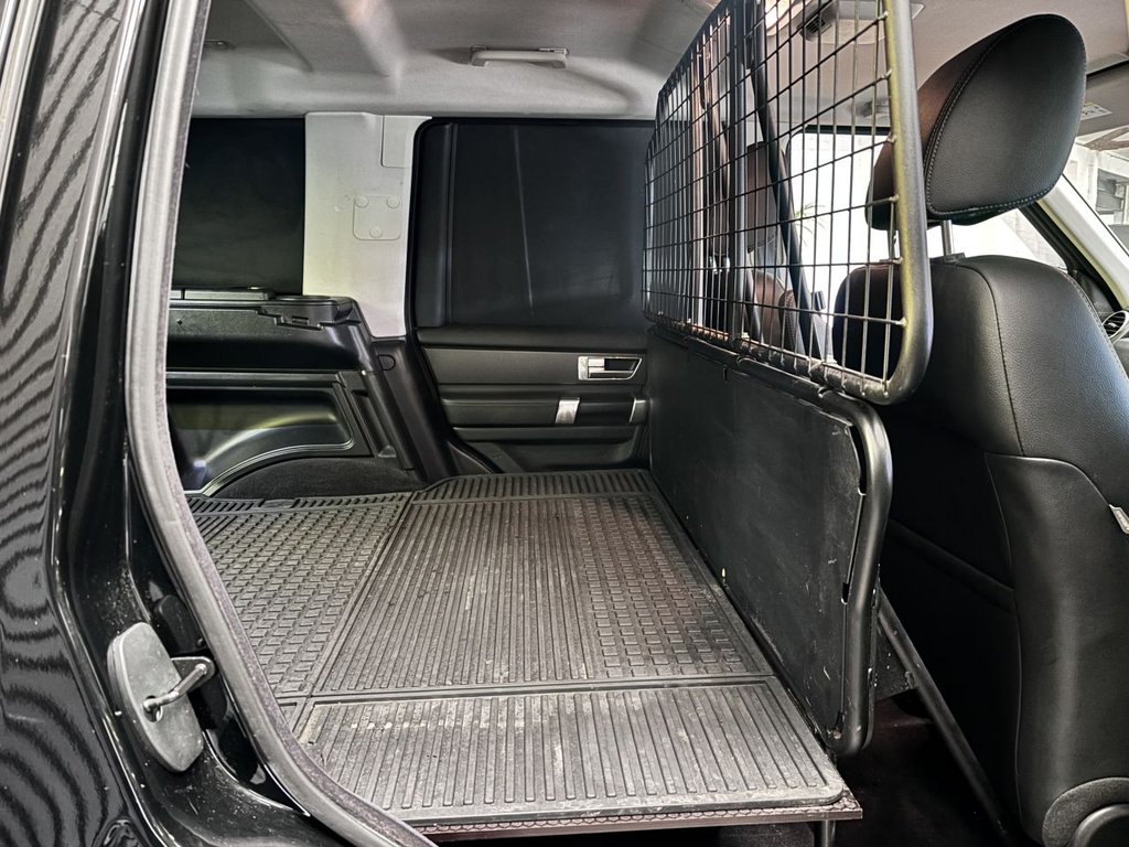 Used Land Rover Discovery 4 2014 for sale - 77452112: Photo 11