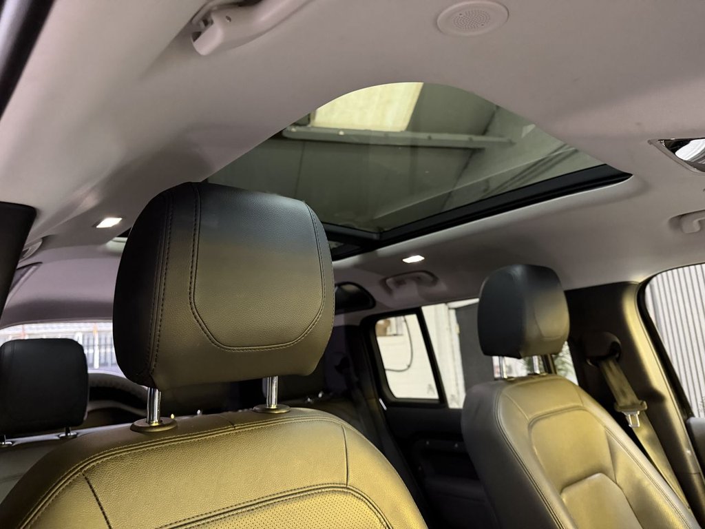 Used Land Rover Defender 2022 for sale - 78212920: Photo 13