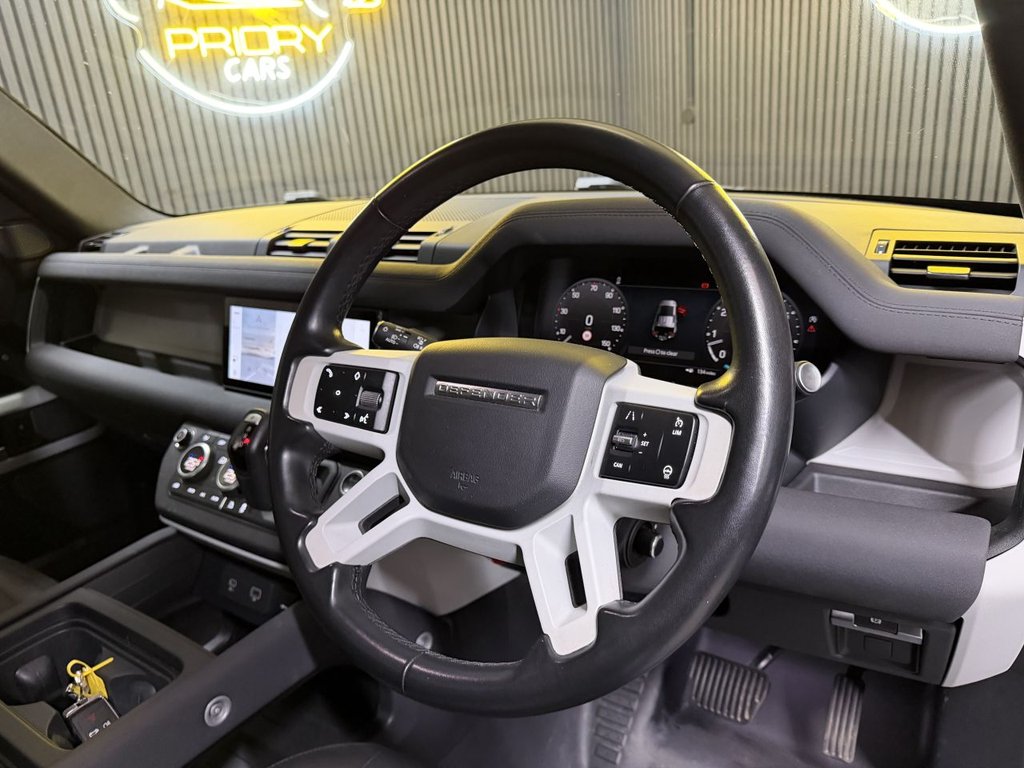 Used Land Rover Defender 2022 for sale - 78212920: Photo 8