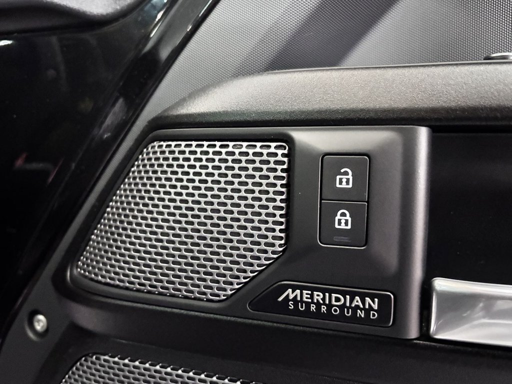 Used Land Rover Defender 2022 for sale - 77208332: Photo 15