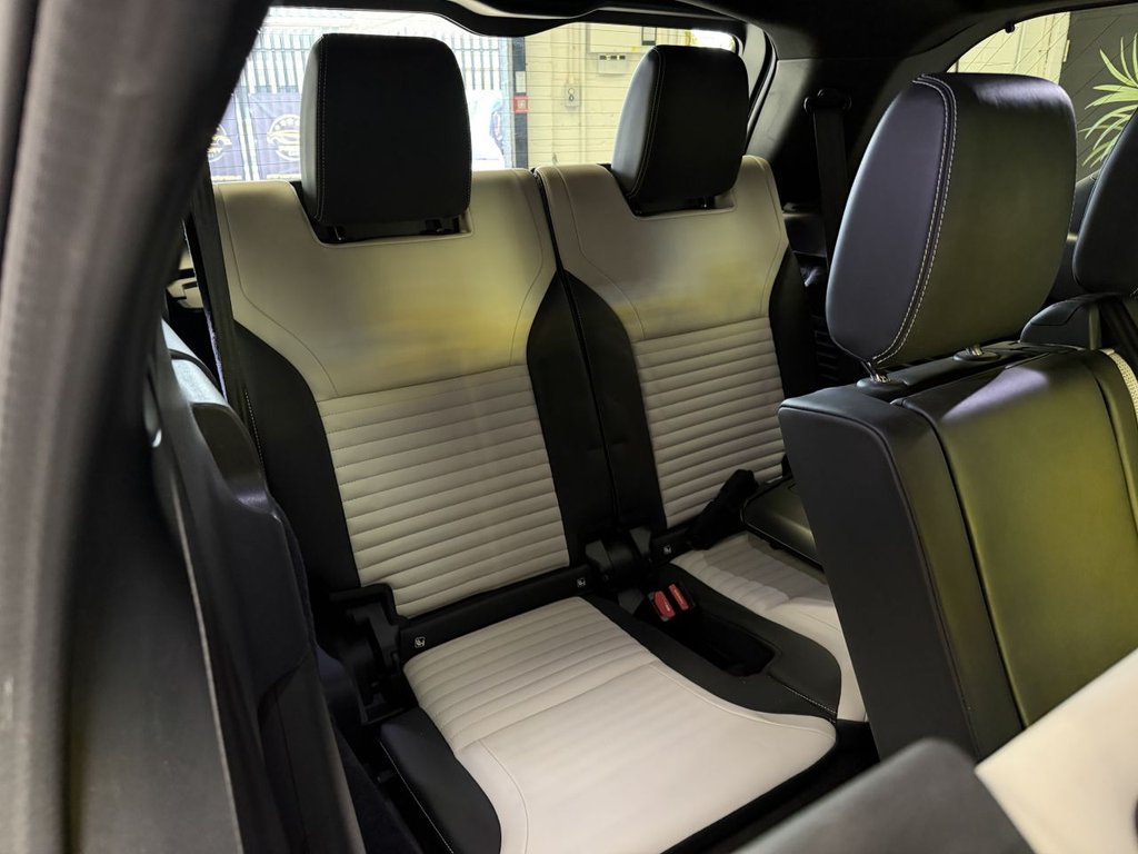 Used Land Rover Discovery 2022 for sale - 77806750: Photo 13