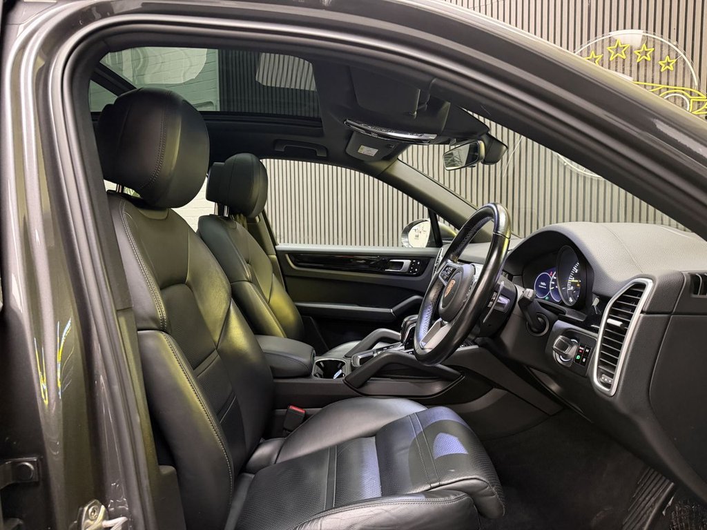 Used Porsche Cayenne 2020 for sale - 78002375: Photo 9