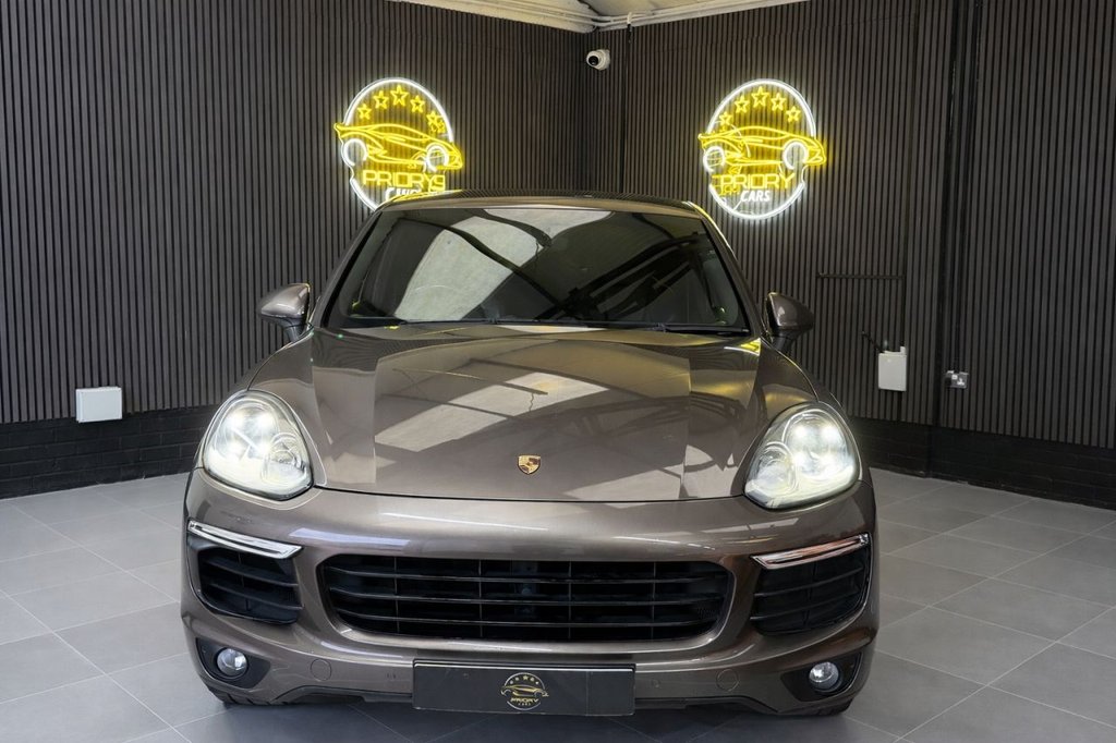 Used Porsche Cayenne 2015 for sale - 77748436: Photo 4