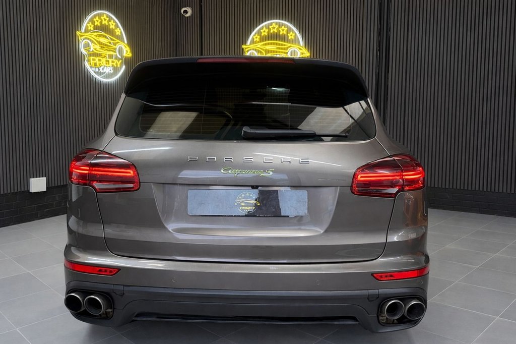 Used Porsche Cayenne 2015 for sale - 77748436: Photo 5