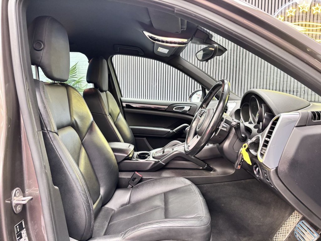 Used Porsche Cayenne 2015 for sale - 77748436: Photo 9