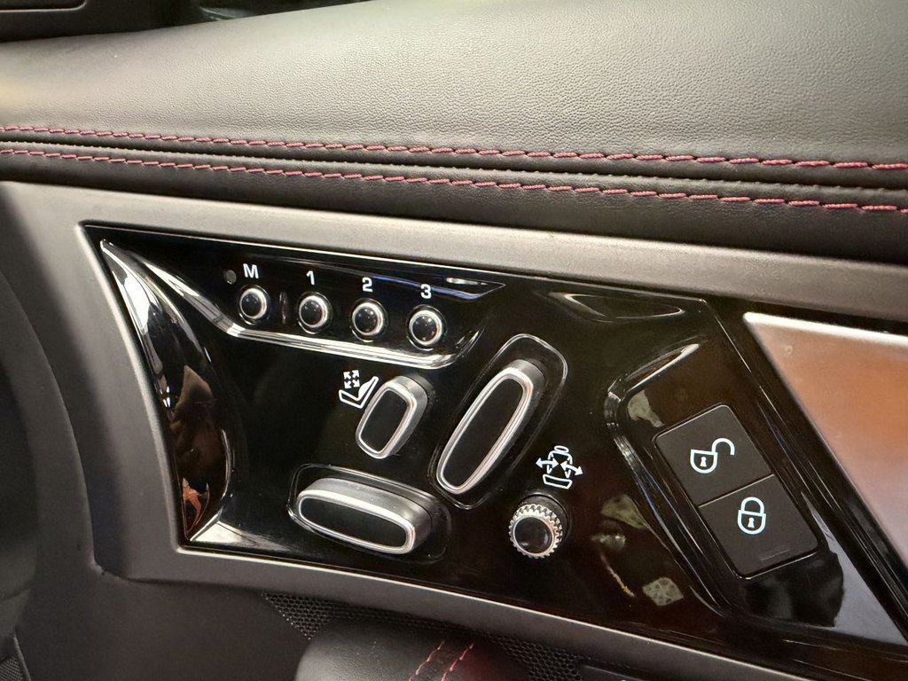 Used Jaguar F-Type 2017 for sale - 77621518: Photo 12