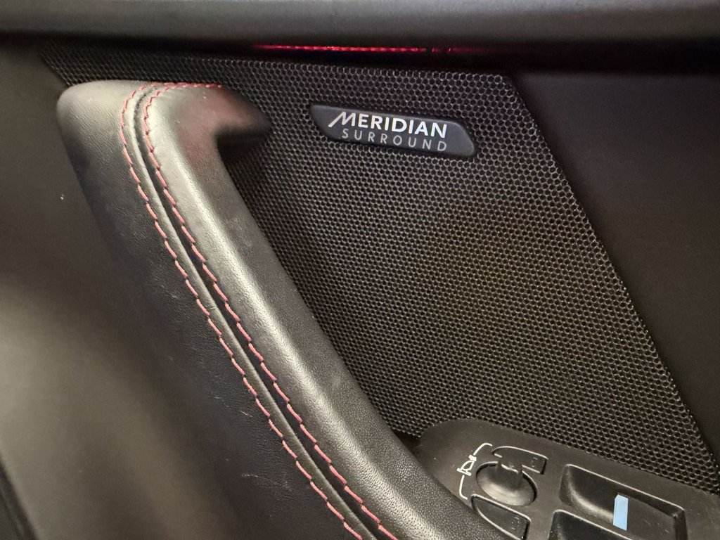 Used Jaguar F-Type 2017 for sale - 77621518: Photo 13