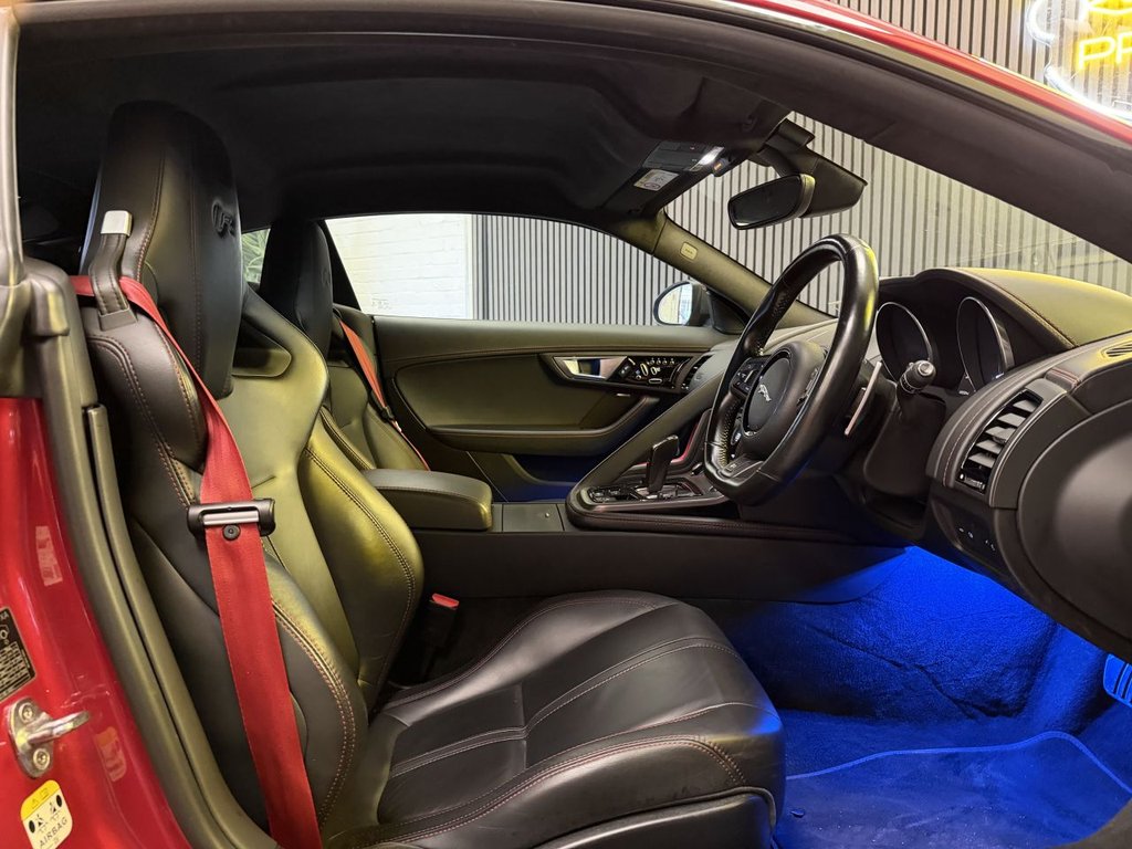 Used Jaguar F-Type 2017 for sale - 77621518: Photo 9