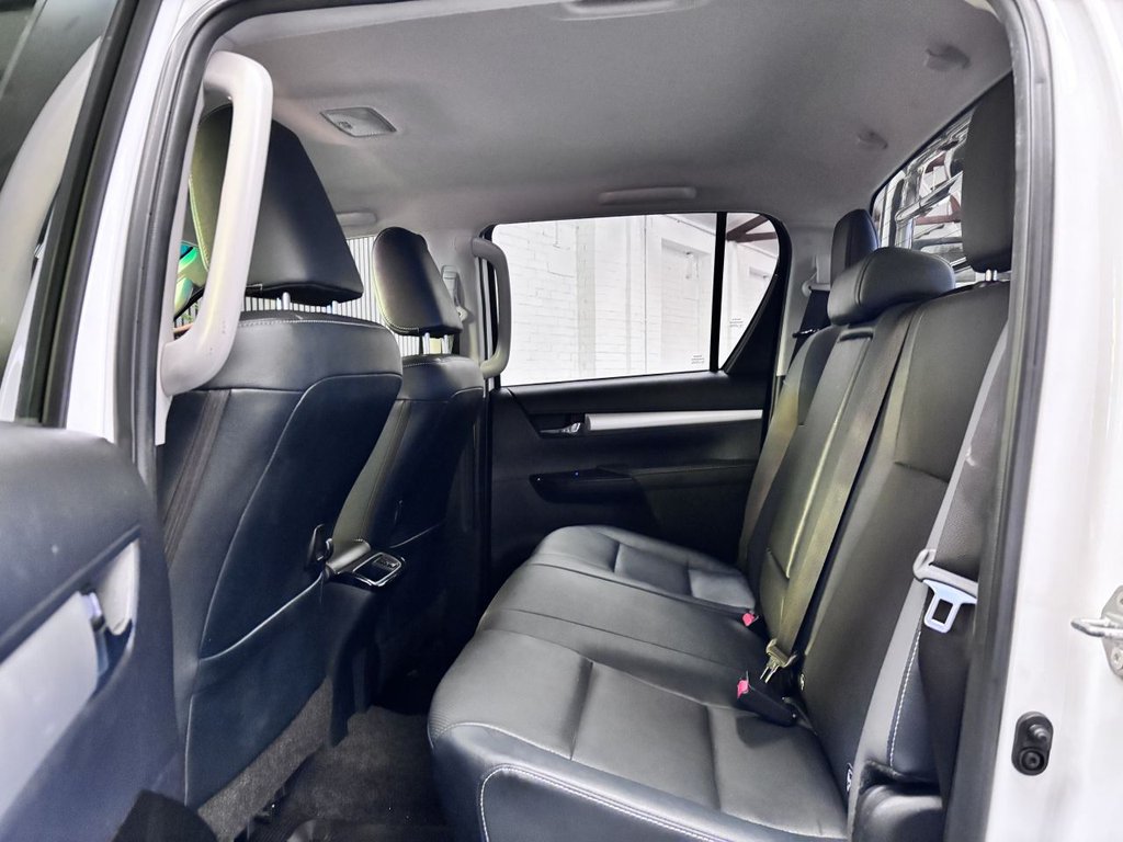 Used Toyota Hilux 2016 for sale - 77208438: Photo 12