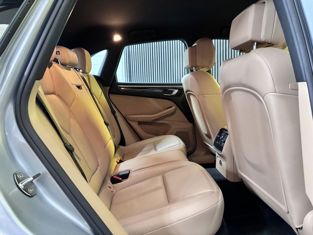 Used Porsche Macan 2019 for sale - 77208373: Photo 11