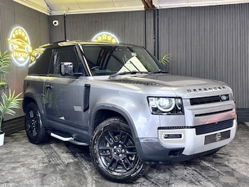 Used Land Rover Defender 2021 for sale - 77208460: Photo