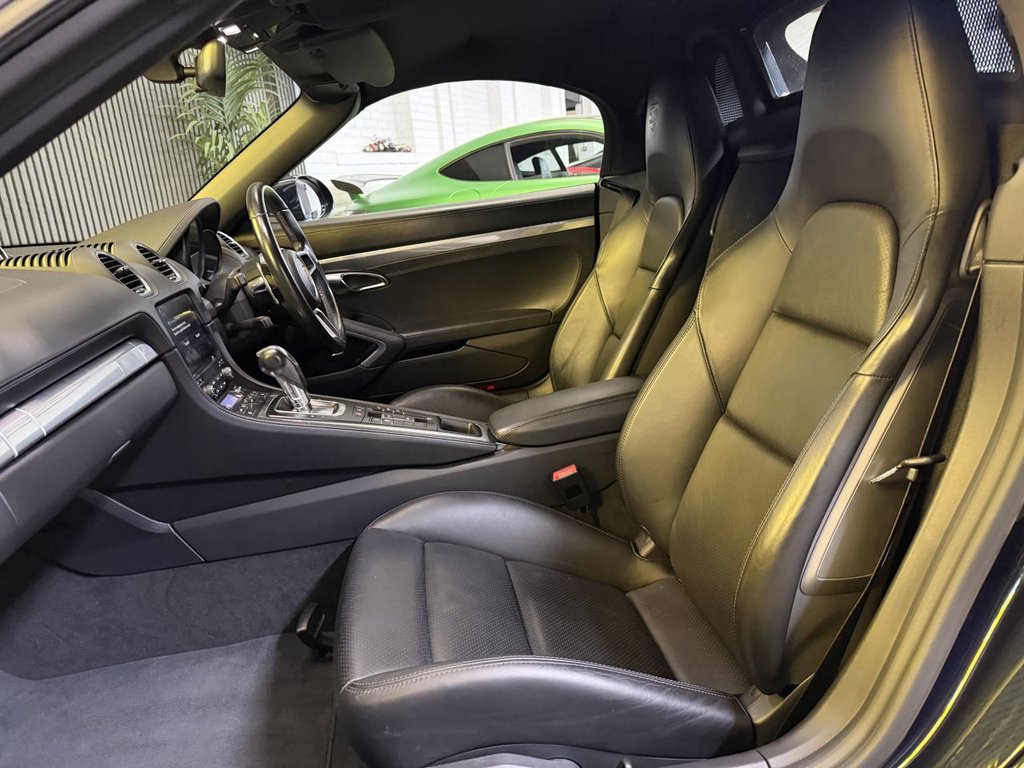 Used Porsche Boxster 2018 for sale - 78102835: Photo 14