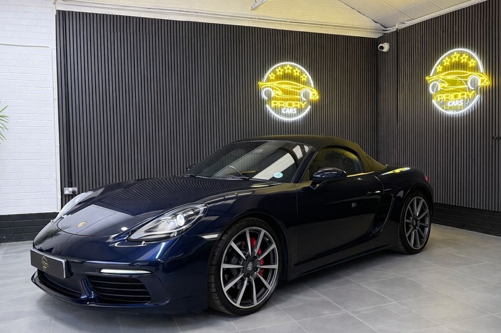 Used Porsche Boxster 2018 for sale - 78102835: Photo 4