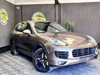Used Porsche Cayenne 2015 for sale - 77208416: Photo