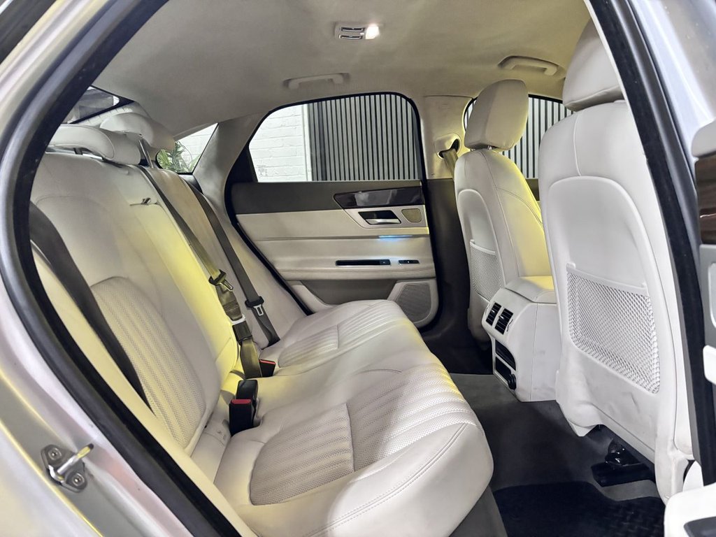 Used Jaguar XF 2020 for sale - 77341726: Photo 11