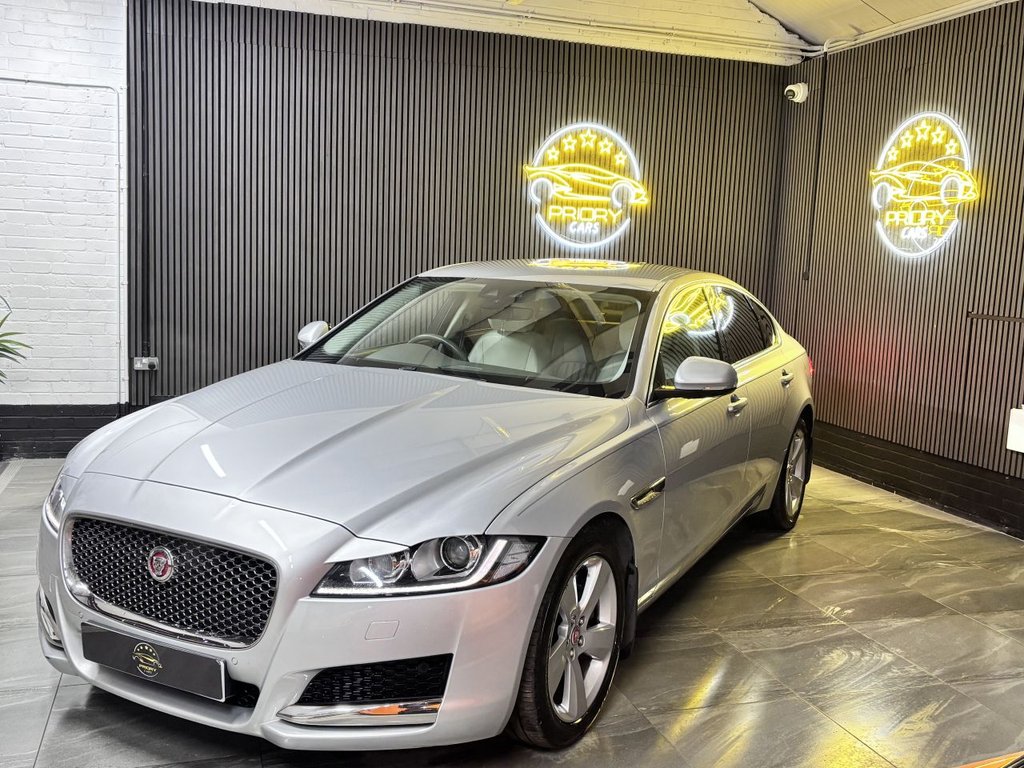 Used Jaguar XF 2020 for sale - 77341726: Photo 3