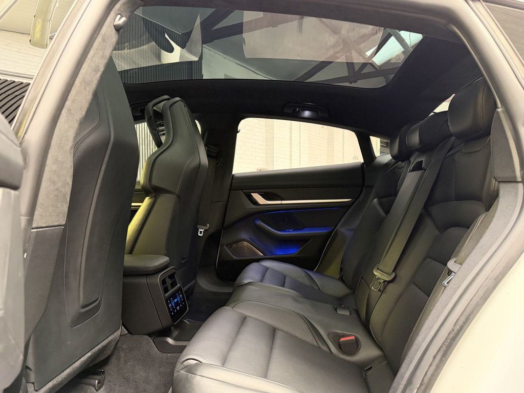 Used Porsche Taycan 2020 for sale - 77820700: Photo 12