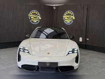 Used Porsche Taycan 2020 for sale - 77820700: Photo