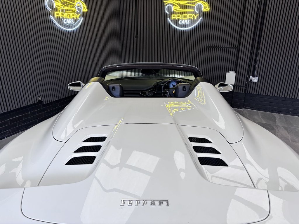 Used Ferrari 458 2012 for sale - 77227636: Photo 17