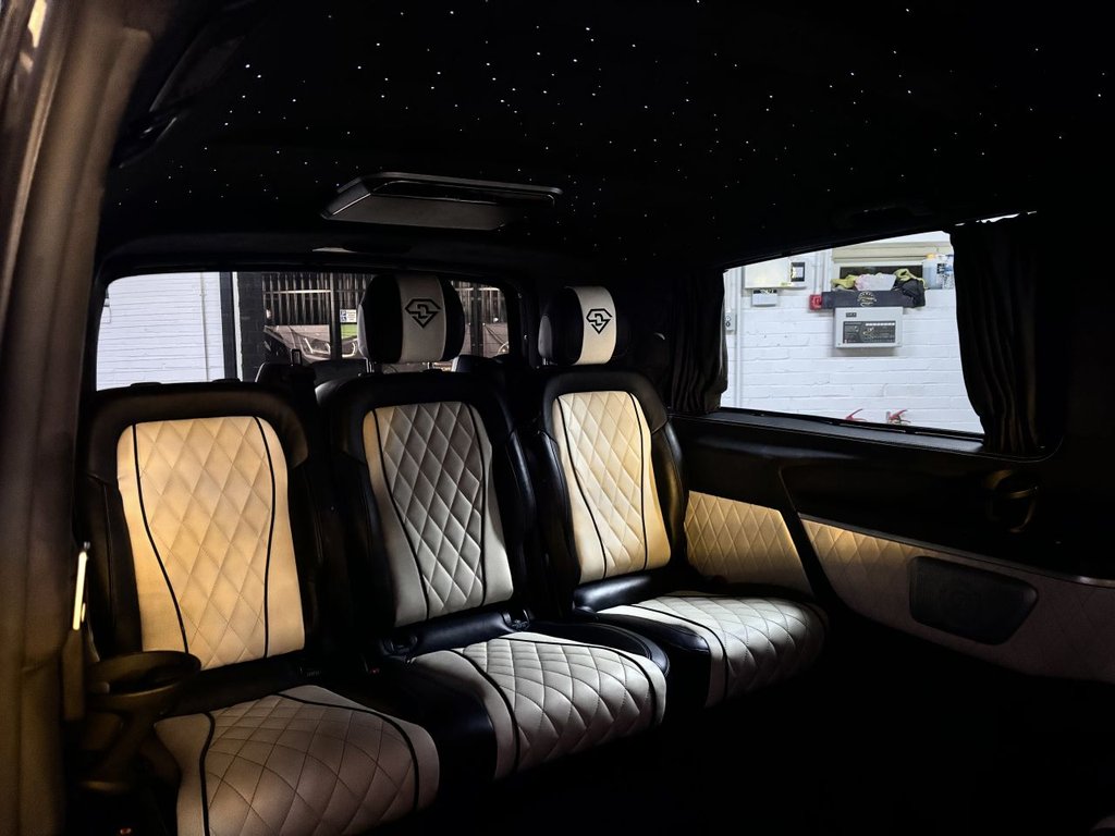 Used Mercedes-Benz V-Class 2018 for sale - 77208414: Photo 13