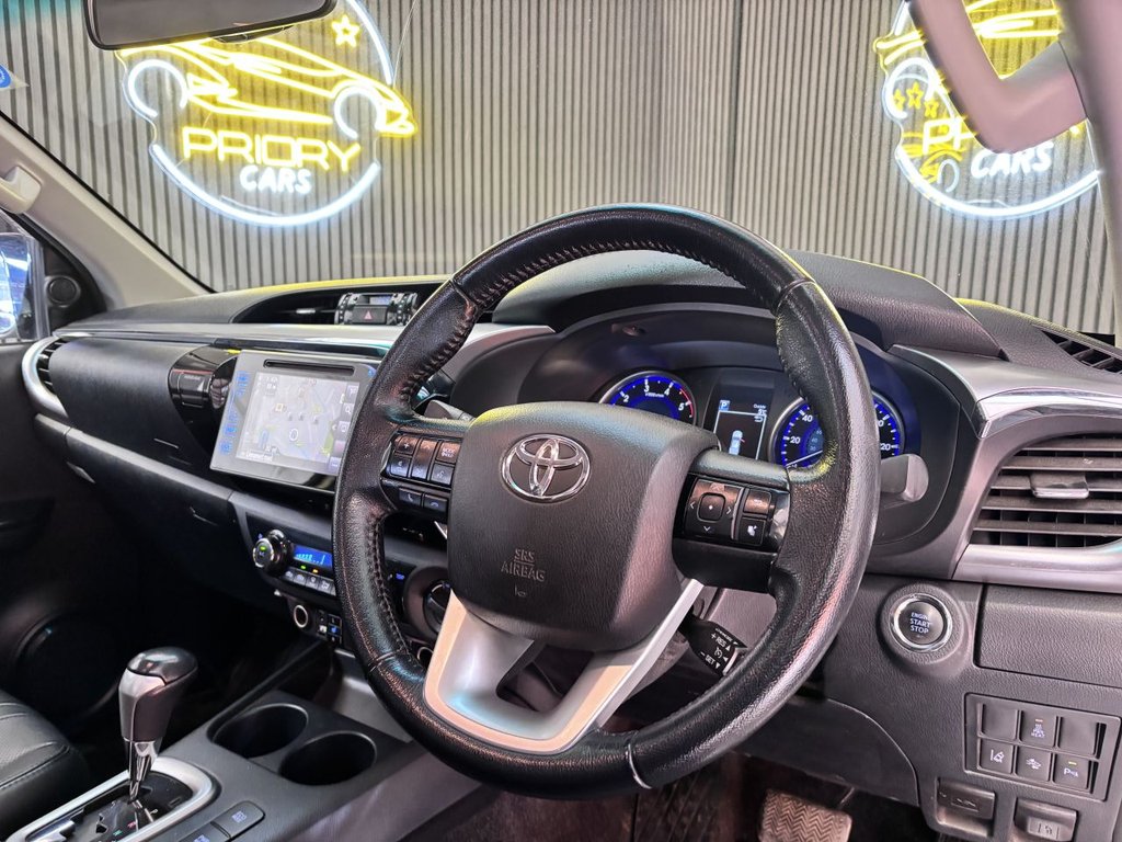 Used Toyota Hilux 2017 for sale - 77208344: Photo 8