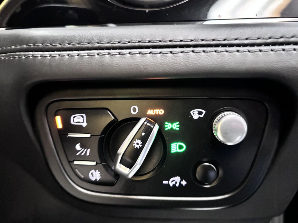 Used Bentley Bentayga 2019 for sale - 77208430: Photo 17