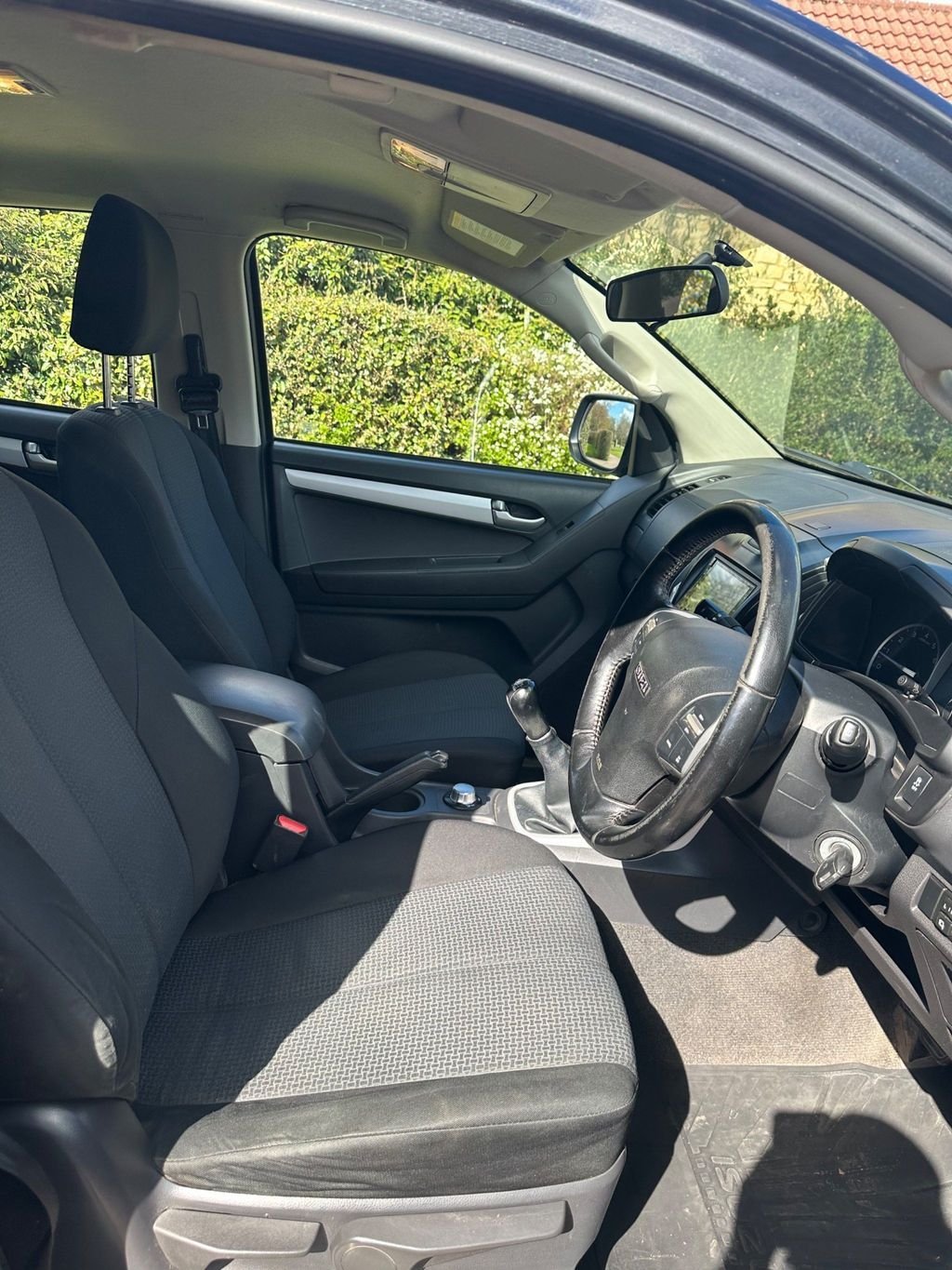 Used Isuzu D-Max 2017 for sale - 77208319: Photo 9