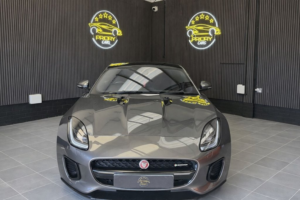Used Jaguar F-Type 2018 for sale - 77765178: Photo 4