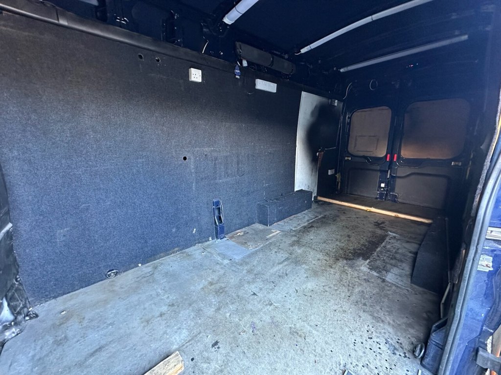 Used Ford Transit 2017 for sale - 76698308: Photo 16