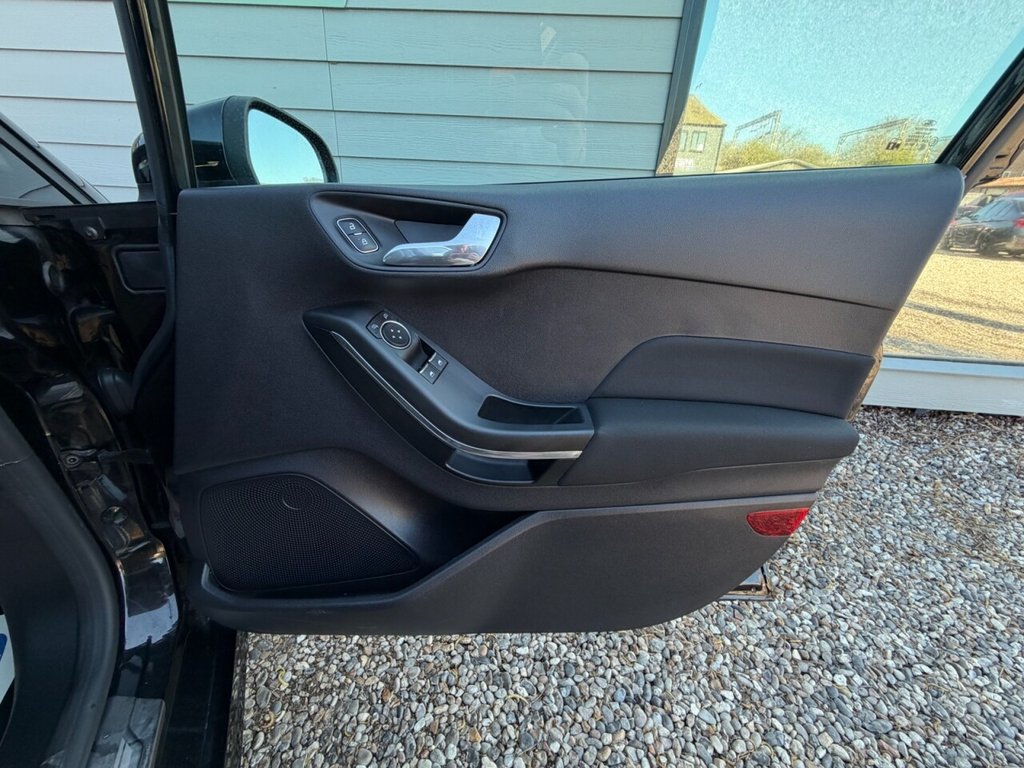 Used Ford Fiesta 2019 for sale - 78153599: Photo 11