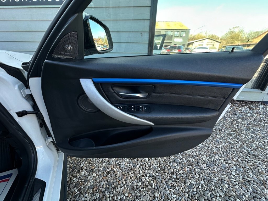 Used BMW 3 Series 2017 for sale - 77734499: Photo 11