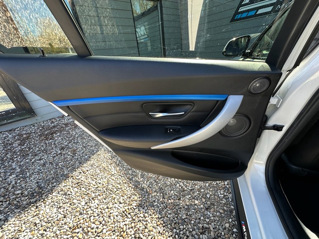 Used BMW 3 Series 2017 for sale - 77734499: Photo 16