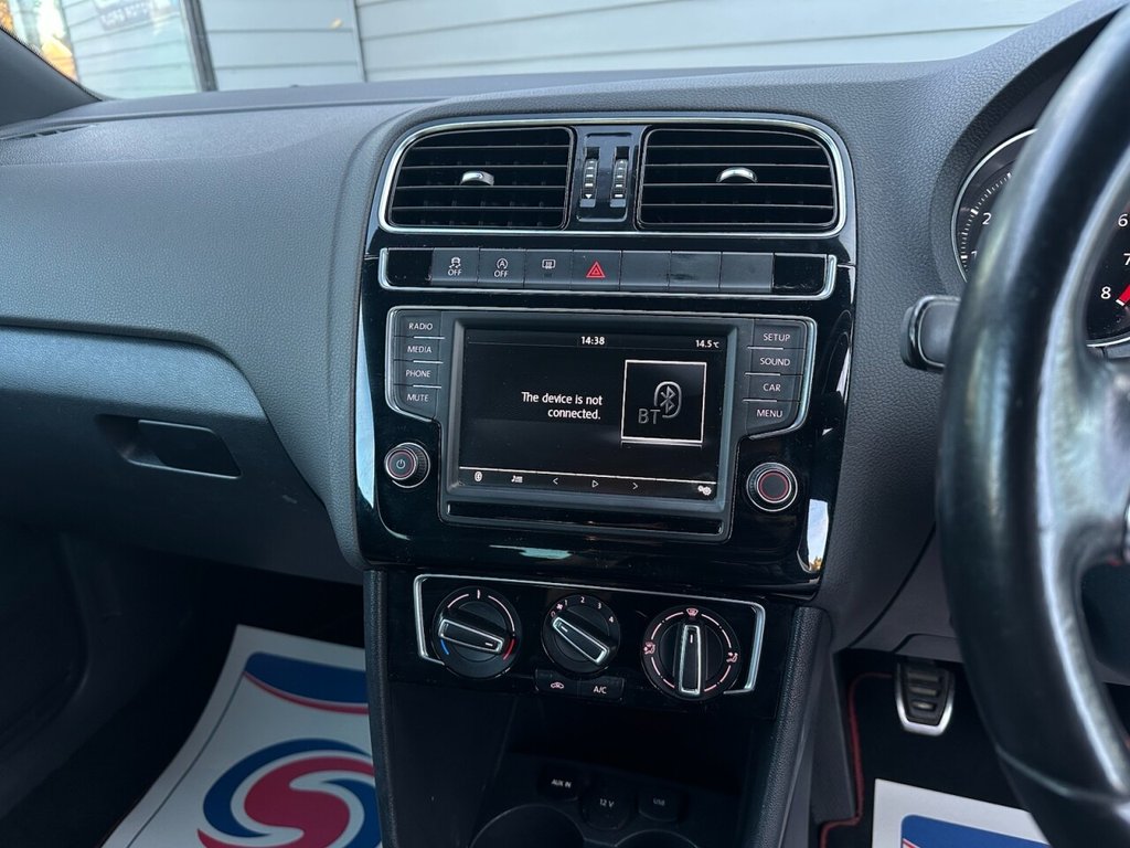 Used Volkswagen Polo 2015 for sale - 76520788: Photo 21