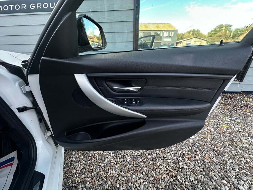 Used BMW 3 Series 2015 for sale - 76333973: Photo 11