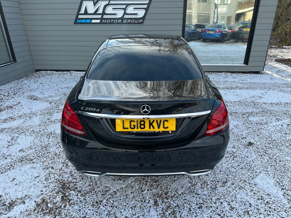 Used Mercedes-Benz C Class 2018 for sale - 77111008: Photo 4