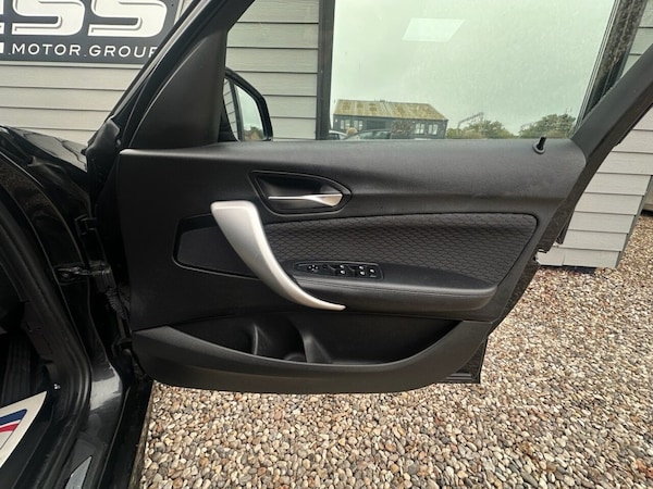 Used BMW 1 Series 2016 for sale - 76267359: Photo 10