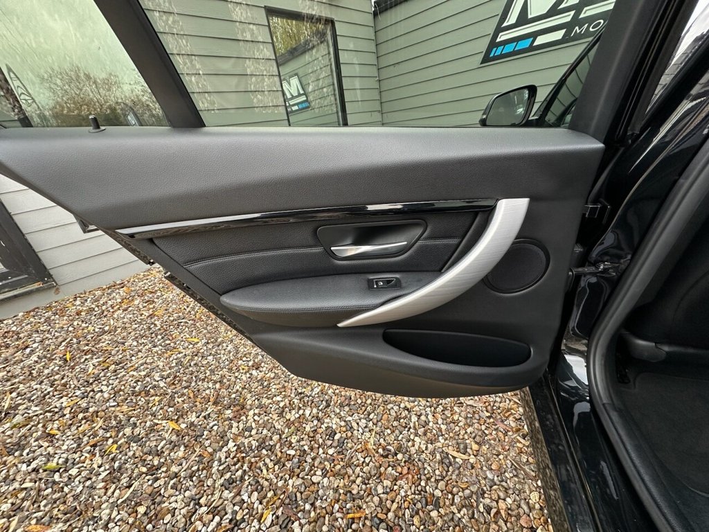 Used BMW 3 Series 2017 for sale - 76923521: Photo 16