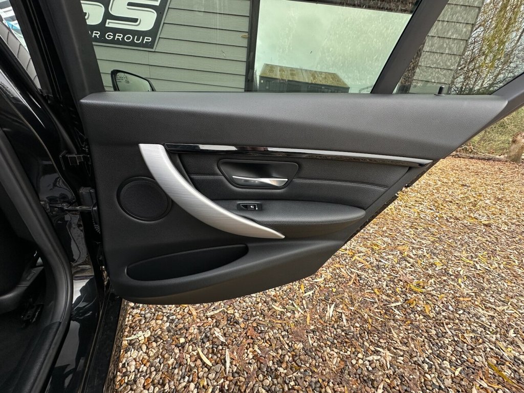 Used BMW 3 Series 2017 for sale - 76923521: Photo 18