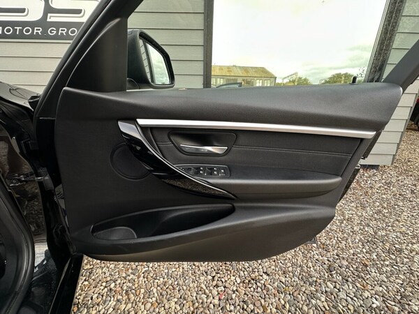 Used BMW 3 Series 2015 for sale - 76185465: Photo 9