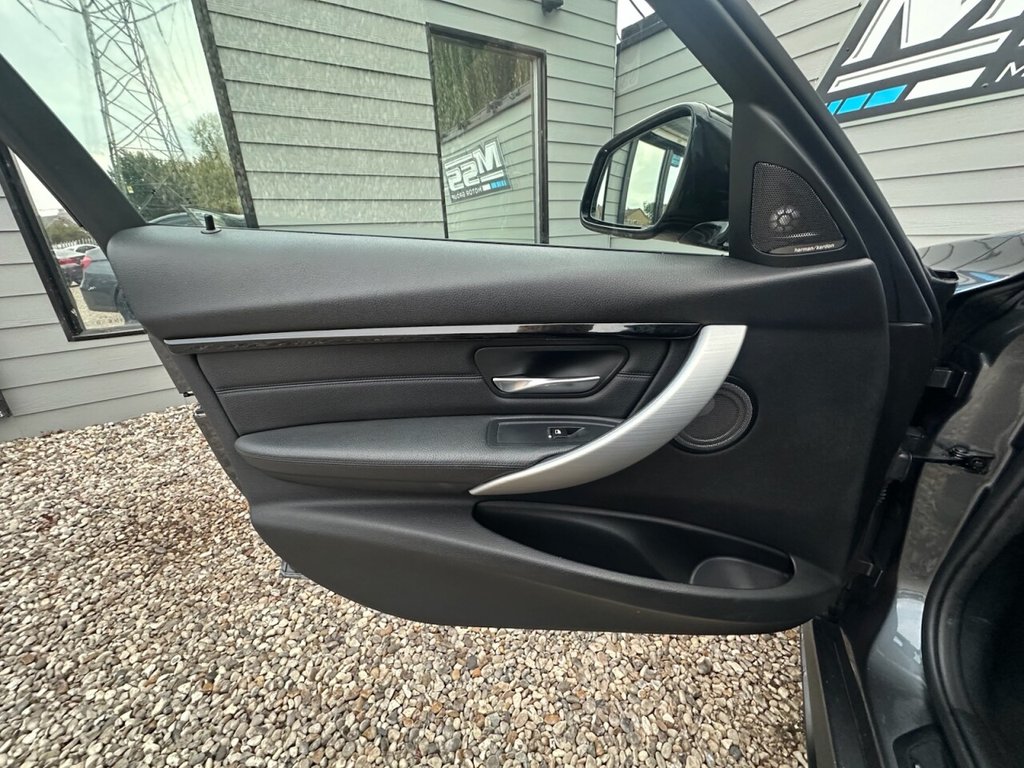 Used BMW 3 Series 2016 for sale - 76291763: Photo 14