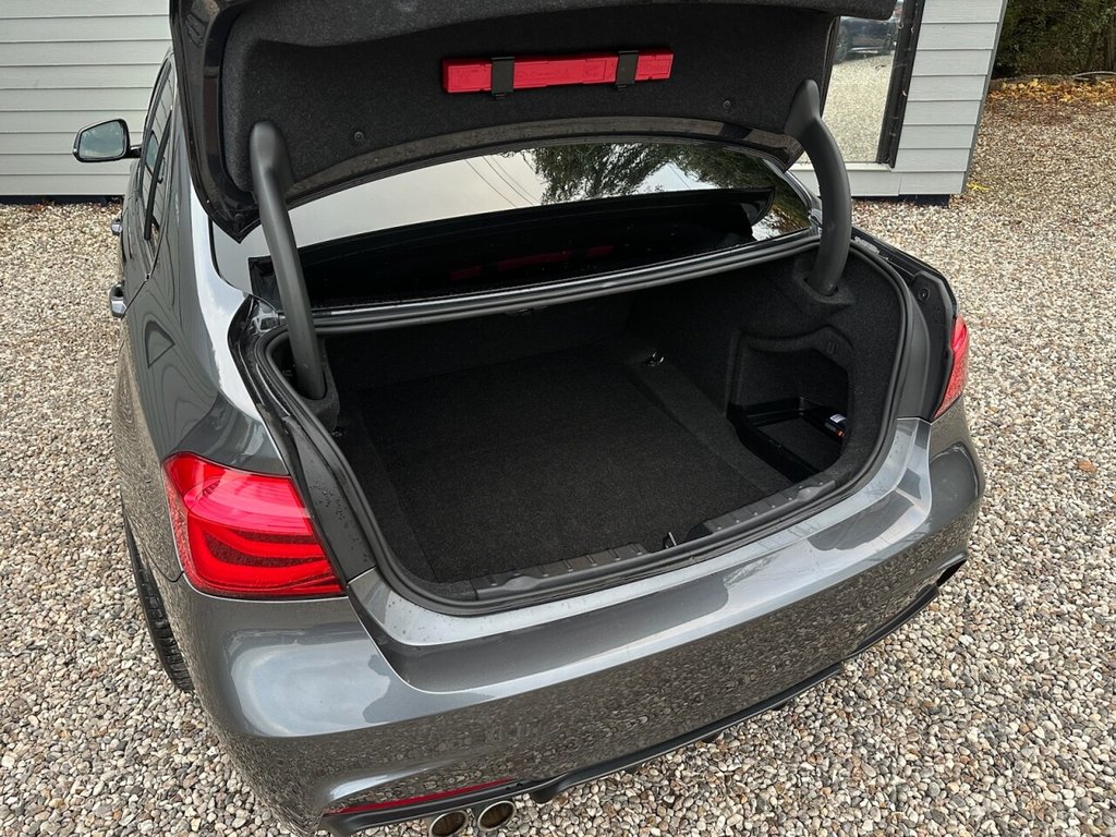 Used BMW 3 Series 2016 for sale - 76291763: Photo 16