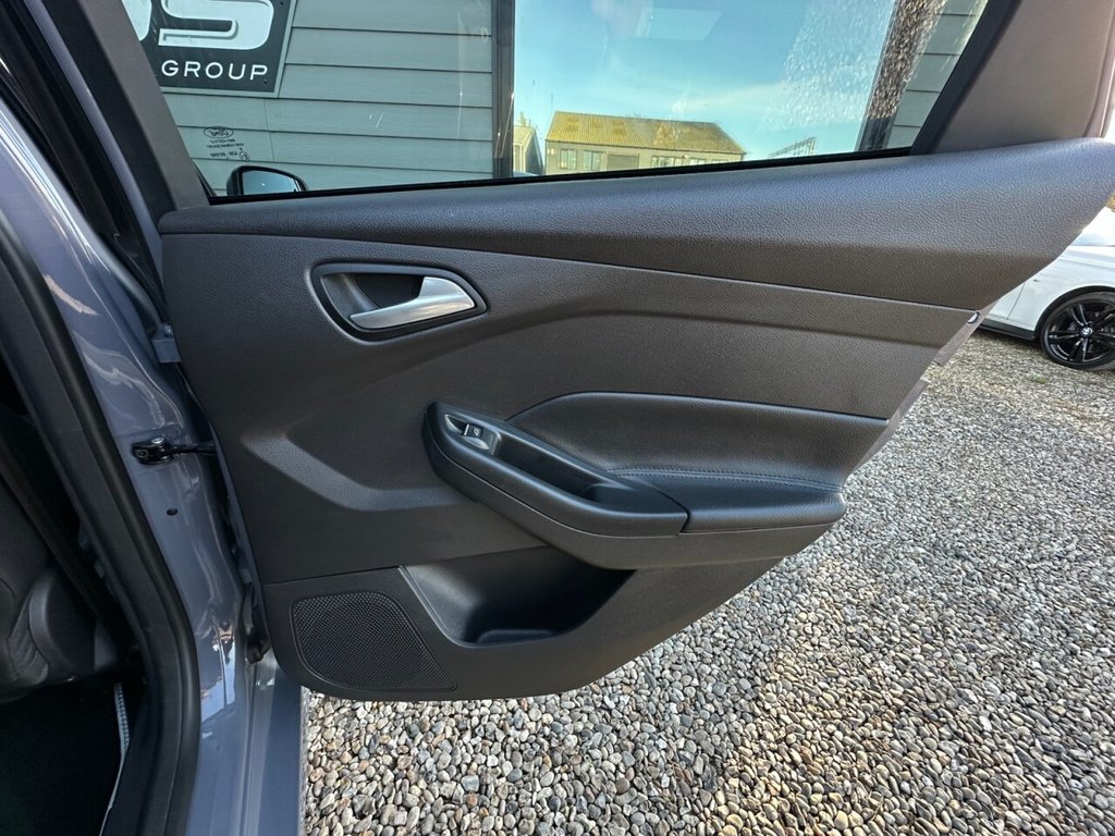 Used Ford Focus 2015 for sale - 77734117: Photo 13