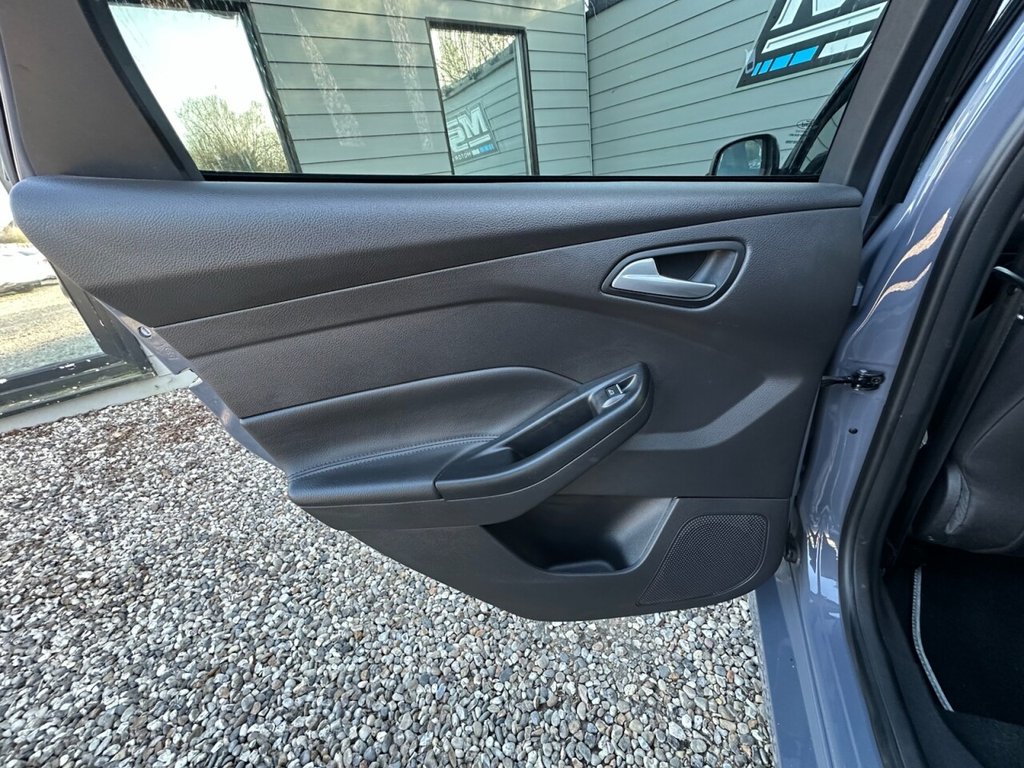 Used Ford Focus 2015 for sale - 77734117: Photo 18