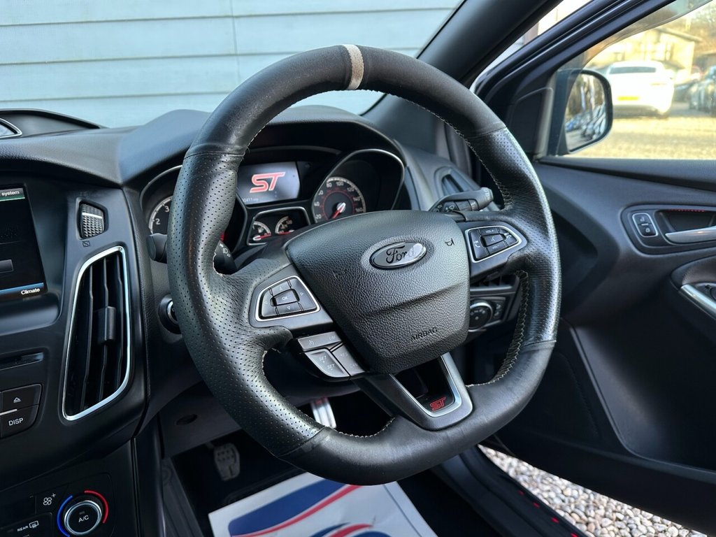 Used Ford Focus 2015 for sale - 77734117: Photo 26